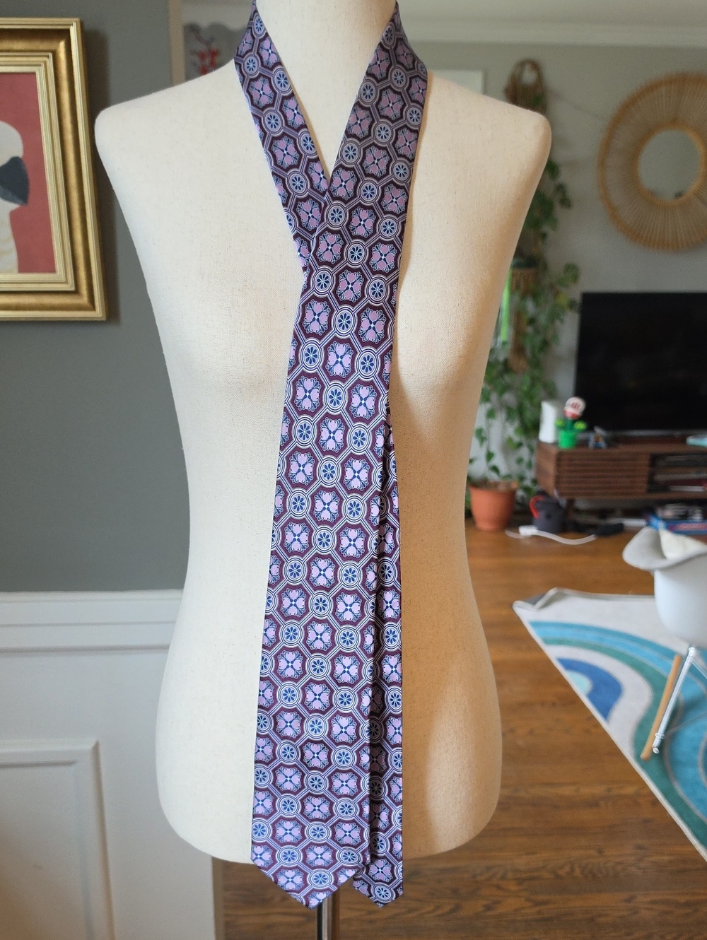 Piattelli Pink and Burgundy Geometric Medallion Silk Tie